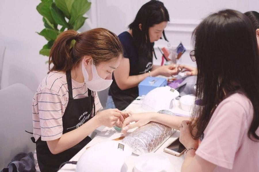 Học nghề nail có khó không Học nghề nail có khó không